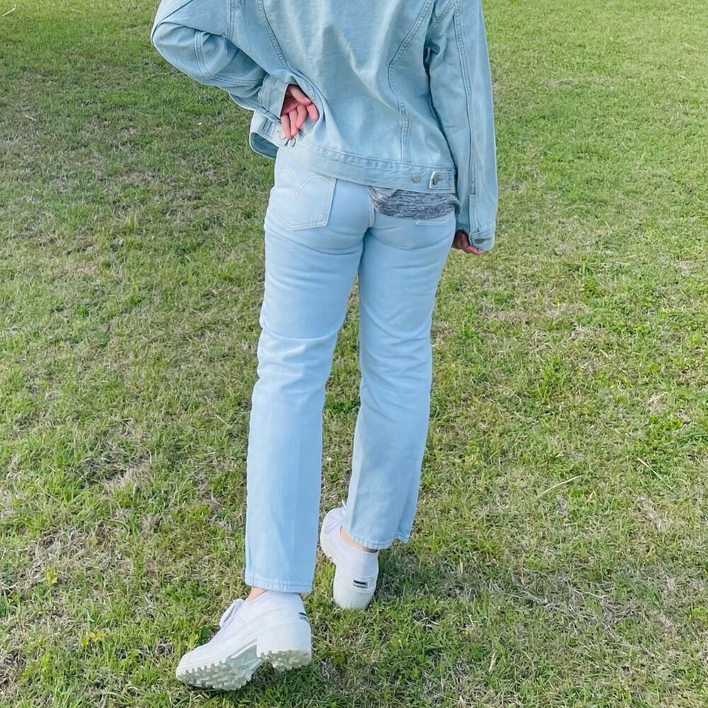 NWT Levi’s Premium Denim Wedgie Straight in Cloud 9 Wash High Waist